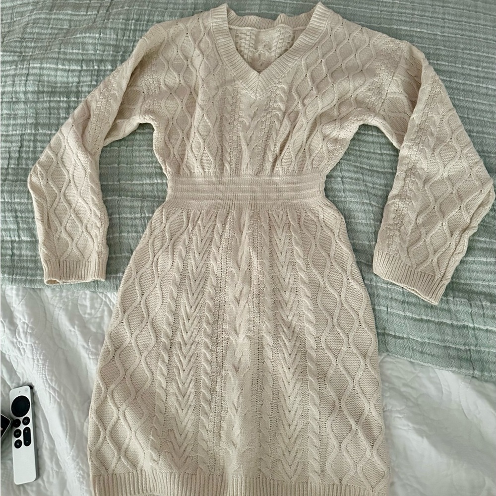 Elegant Cream Knit Dress
